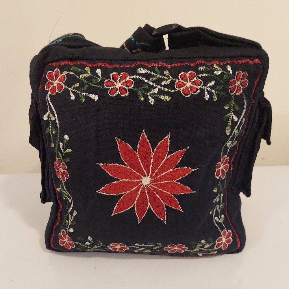 NWT Lotus Cargo Handbag-Black